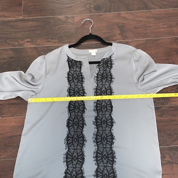 J. Crew Gray Blouse with Black Lace, sz Medium - Picture 15 of 16